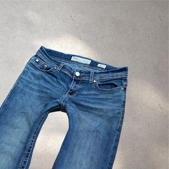 BKE “Payton” Low Rise Bootcut Jeans - Picture 4 of 8